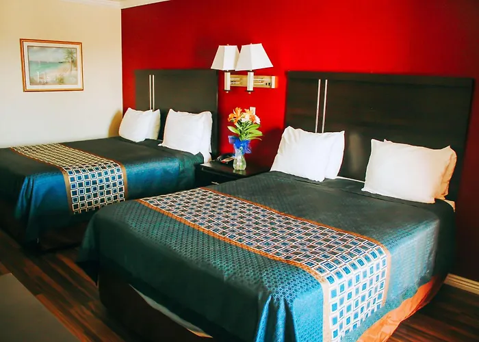 Rodeway & Havasu Hotel