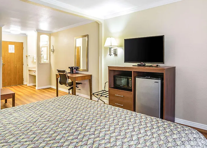 Hotel Rodeway & Havasu Lake Havasu City